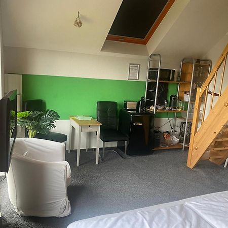 Maisonette-Ferienzimmer Am Backhausgarten Флонхайм Экстерьер фото